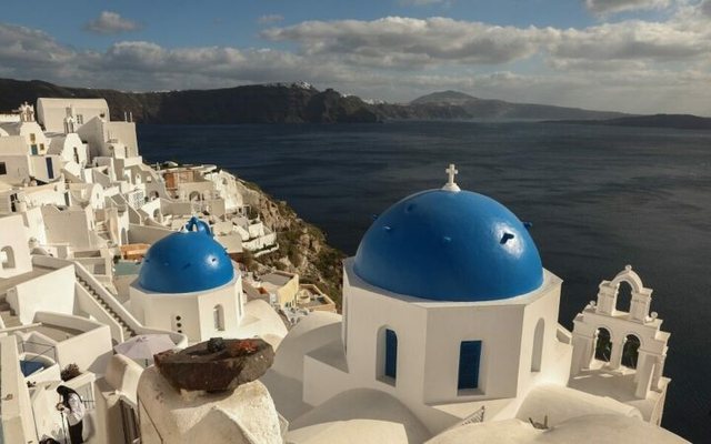 Nuk ka qetësi Santorini/ Dy tërmete të njëpasnjëshme me