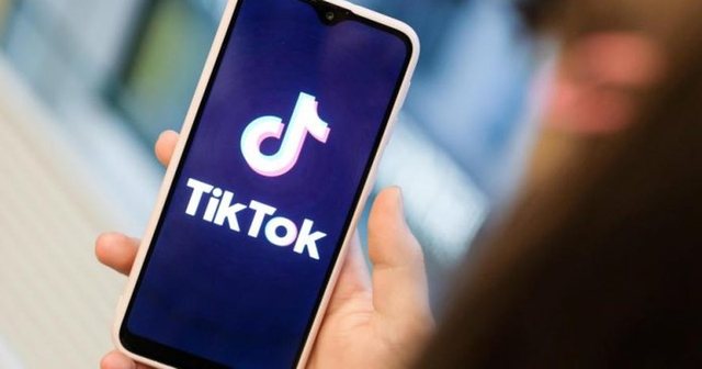 The number of Americans giving up TikTok is increasing