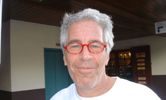 "He's alive!", conspiracy theories about Jeffrey Epstein explode