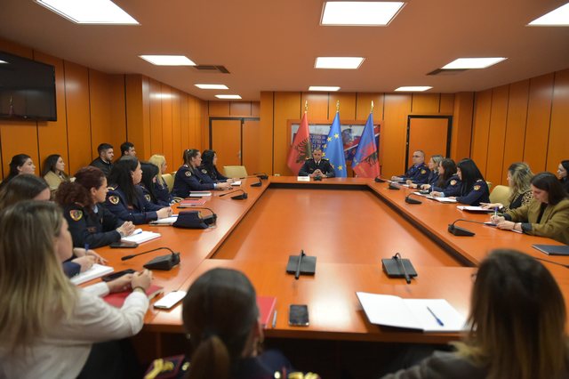 11 Maji/ Drejtori i Policisë së Shtetit mbledh