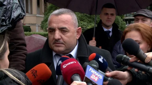 U plagos në kokë me sende të forta në Farkë,