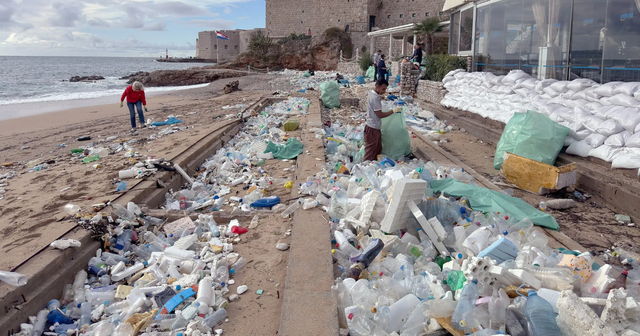 Mbetjet pushtuan plazhet e Dubrovnikut, Kroacia planifikon të padisë