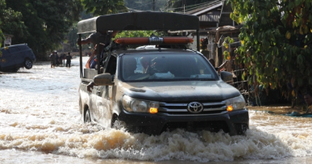 E rëndë situata e përmbytjeve në Indonezi, mbi 900 viktima