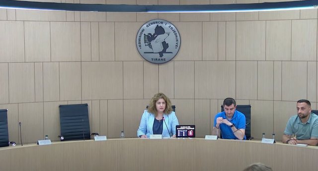 Shqyrtimi i kërkesës së PS për zgjatjen e orarit të