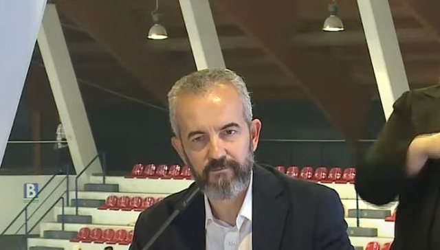 Celibashi reagon për denoncimin e PD-së mbi “trenin