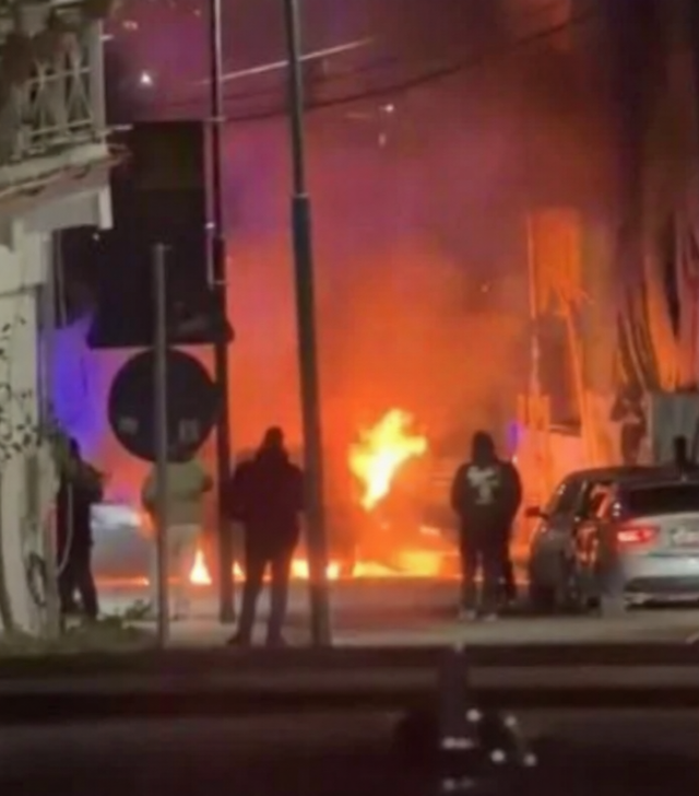 Shp&euml;rthen n&euml; flak&euml; makina n&euml; zon&euml;n e Ujit t&euml;