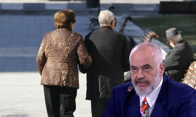 Shqip&euml;ria po plaket, ulet ndjesh&euml;m numri i lindjeve, ja qarqet me