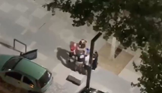 Sherr në Vlorë, policia shoqëron disa persona në komisariat