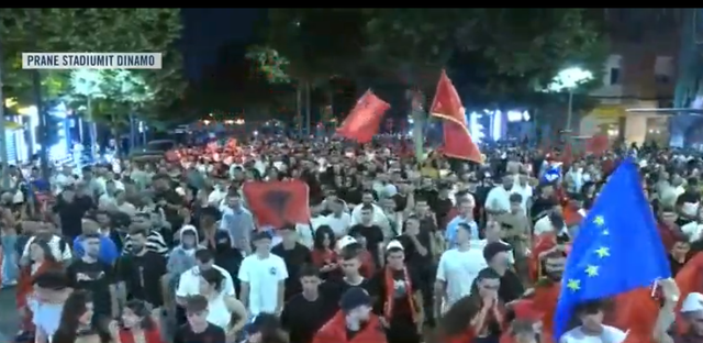 Nga Kryeministria në “21 Dhjetor” dhe stadiumi
