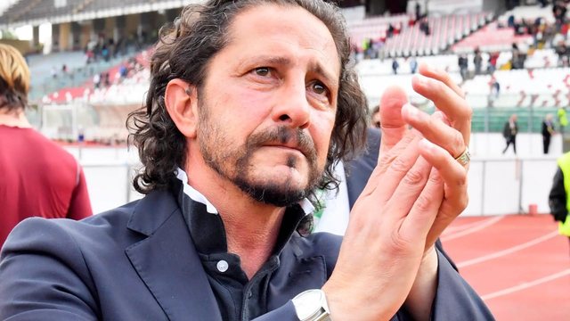 Futbolli italian në zi, ish-sulmuesi i njohur i Lazios dhe Napolit ndahet
