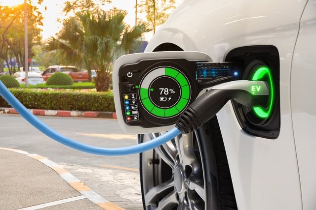 Evropianët preferojnë makinat elektrike Shitjet e këtyre