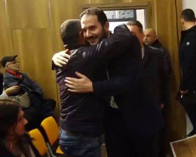 Takimi me strukturat e PD në Durrës, Ervin Salianji pritet me