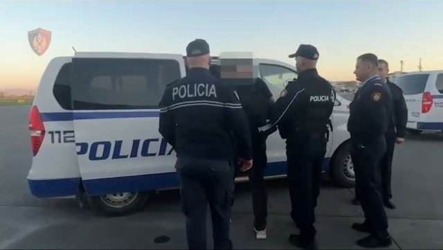 I d&euml;nuar me 10 vjet burg nga Italia p&euml;r lidhje me klanet napolitane,