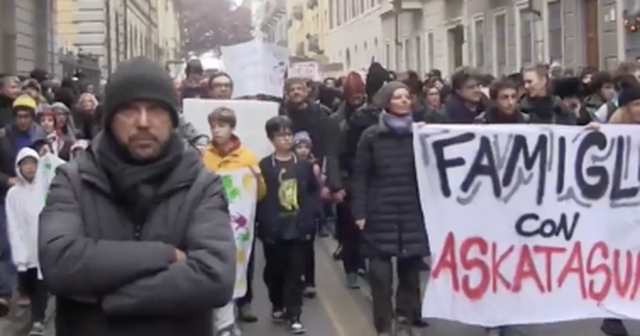 "Shp&euml;rthejn&euml;" demonstratat n&euml; Torino, protesta