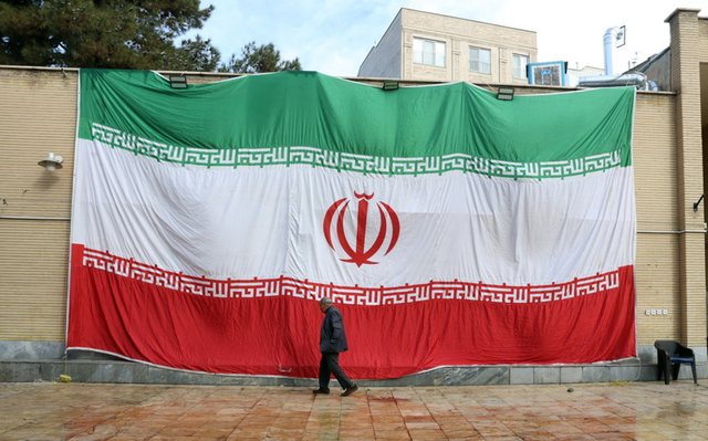 I nominuar p&euml;r &ccedil;mimin Oscar, arrestohet skenaristi iranian