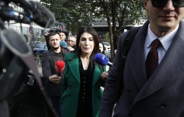 Pas vendosjes n&euml; arrest sht&euml;pie p&euml;r tenderat e AKSH-it,