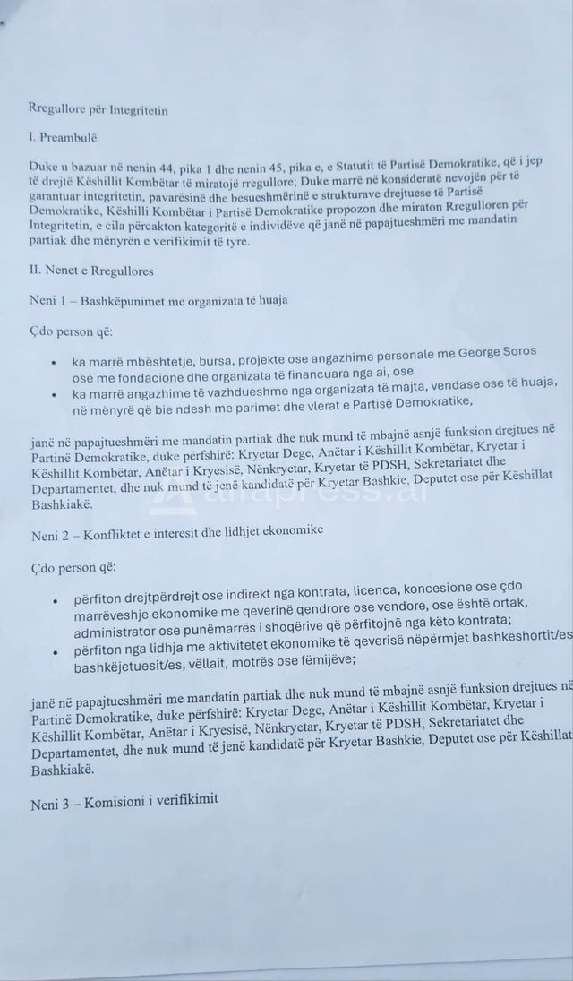 Zbardhen emrat/ "T&euml; pastrojm&euml; sht&euml;pin&euml; nga