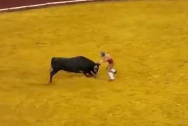 Tragjedi në arenën e Lisbonës, 22-vjeçari ndërron