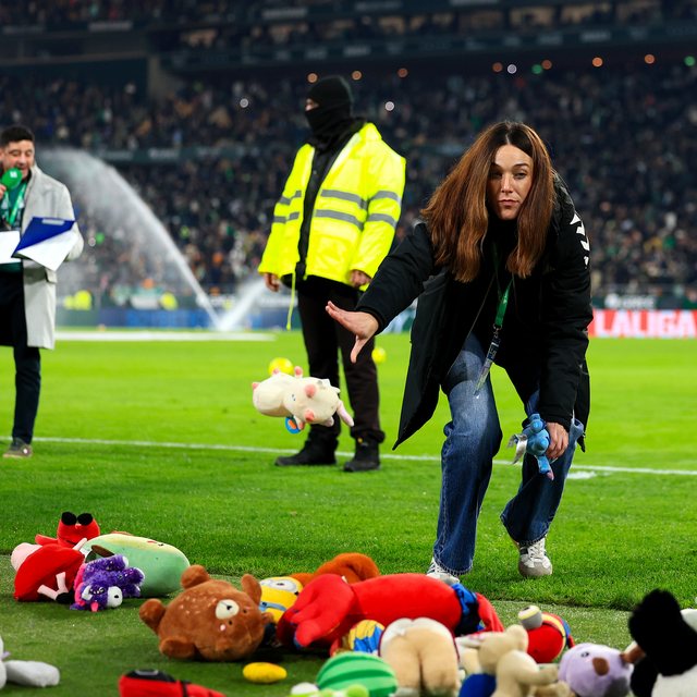 FOTO/ Tradita e ve&ccedil;ant&euml; e klubit t&euml; La Liga-s, lodrat prej