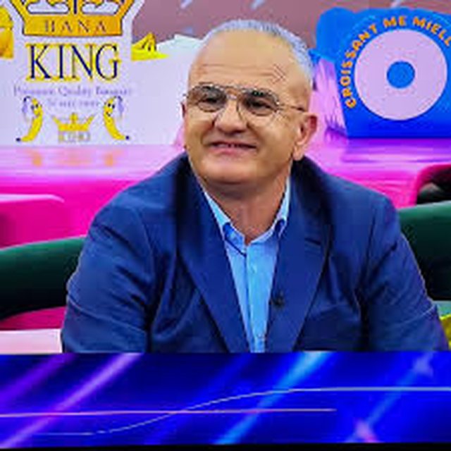 &ldquo;N&euml;na nd&euml;rroi jet&euml; nga kanceri&rdquo;/ Linja prek&euml;se e