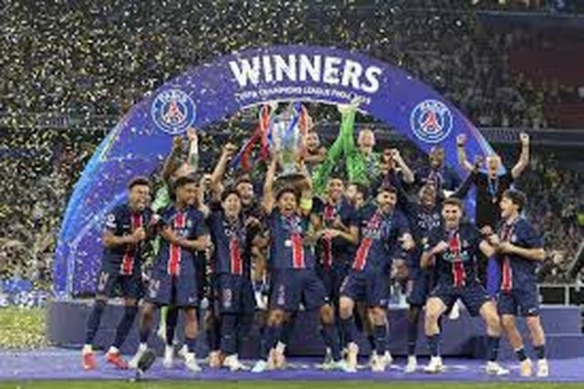 PSG fiton Champions League, triumfon 4-3 me penallti ndaj Arsenalit