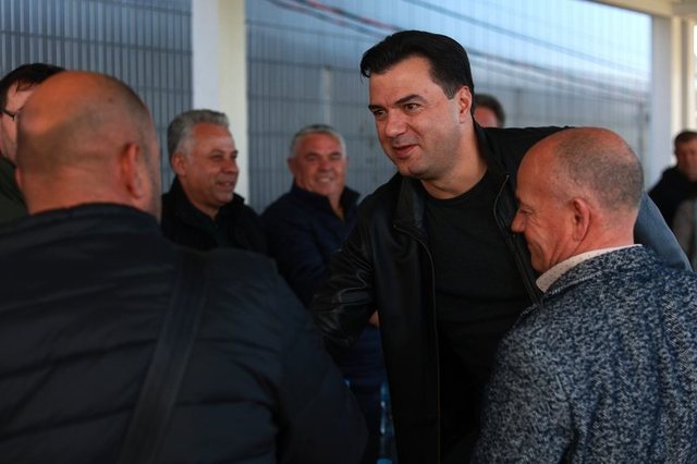 Censurë dhe kërcënime, a do i'a dalë Basha në