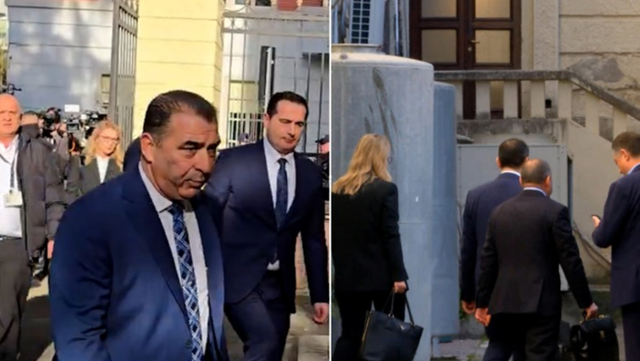 Hap pas hapi/ Mbledhja me dyer t&euml; mbyllura e K&euml;shillit t&euml;