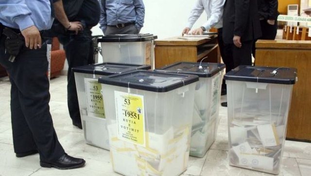 “Kutia e Pandorës” së Zgjedhjeve: Si vidhen votat