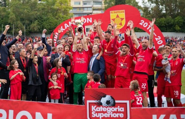 Titulli numër 18, Partizani e kërkon me po aq kampionë