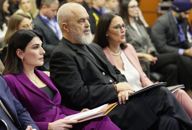 Dosja e SPAK: Fitimet marramend&euml;se t&euml; kontraktor&euml;ve t&euml;