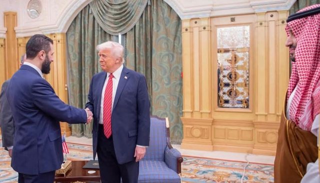 Trump takon udhëheqësin e ri të Sirisë, pas premtimit