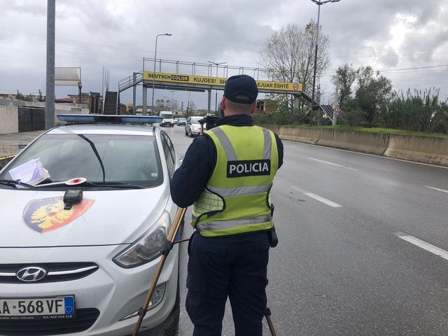 Sulmohet polici te &ldquo;Casa Italia&rdquo;, Dorian Kaso i vendos thik&euml;n