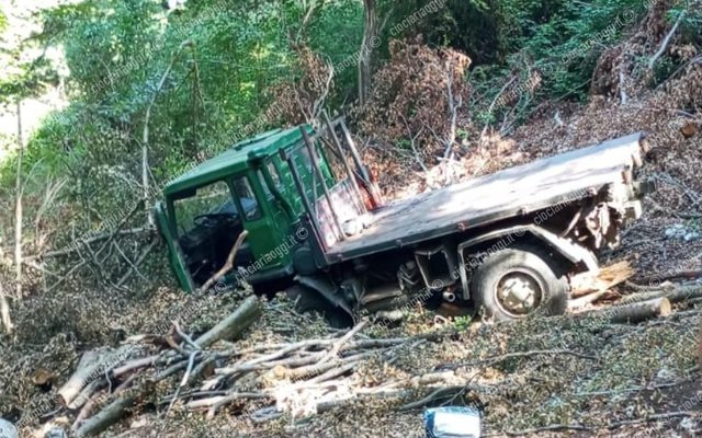 Përmbyset automjeti i punës, 4 shqiptarët transportohen me