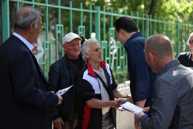 “Besuat atëherë, besoni edhe tani, siç hoqëm vizat