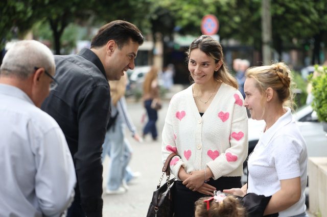 Basha takime në Njësinë 9: Qytetarët përqafojnë
