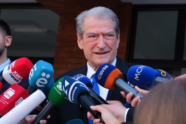 “Do bëjmë ditë të dytë vere”/ Berisha: