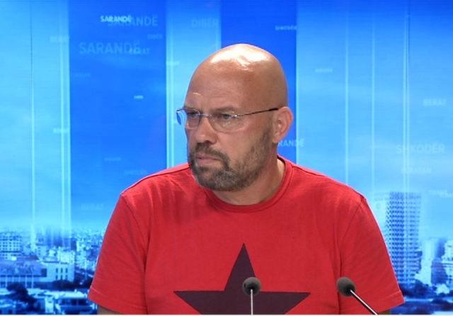 Arsyeja/ Ylli Manjani merr vendimin: Nuk shkoj më te emisioni i Adi