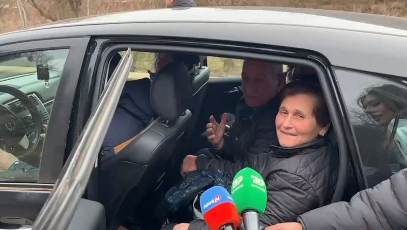 &ldquo;Ra mali, kemi 5 or&euml; t&euml; bllokuar&rdquo;/ Aksi Librazhd-Prrenjas