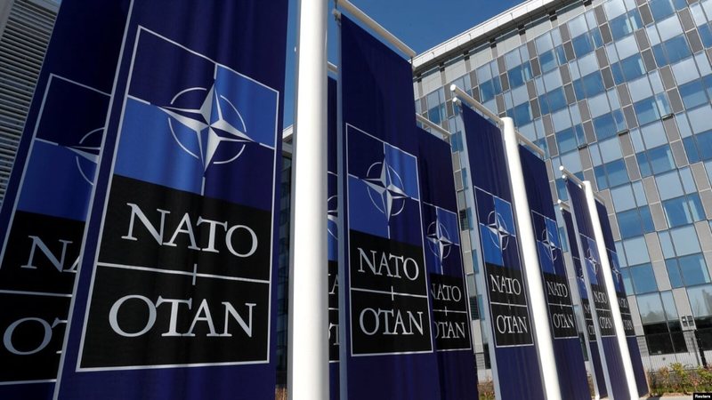 Mblidhen shefat e NATO-s! Zhvillojnë “bisedë të