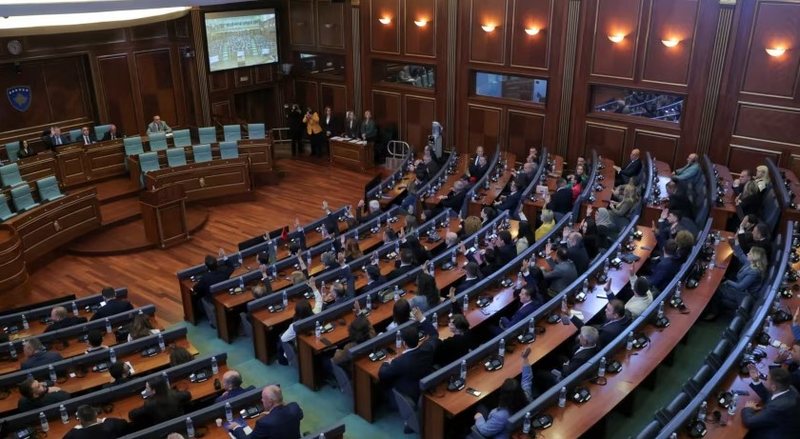Deputetët e Kosovës nuk arrijnë ta konstituojnë Kuvendin,