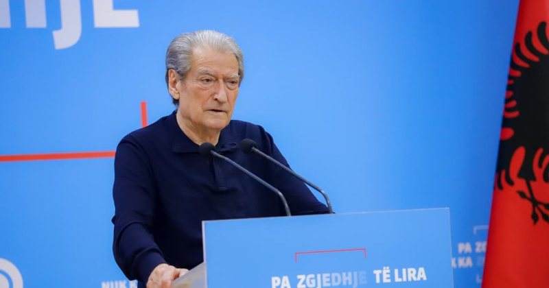 Berisha ndryshon p&euml;rfundimisht q&euml;ndrim: PD mb&euml;shtet
