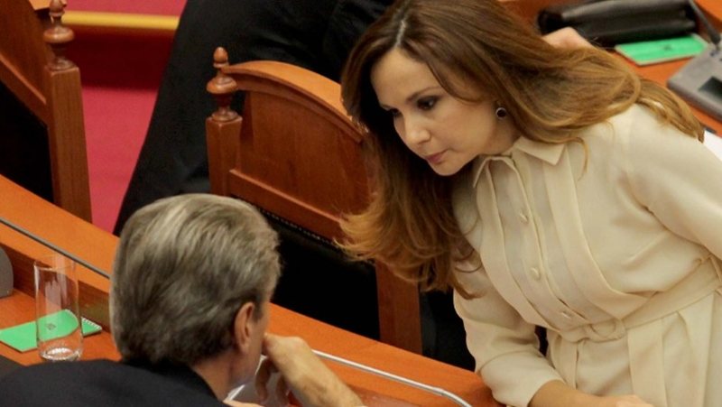 Taulanta Jupi: A ka ndonj&euml; deputete t&euml; PD q&euml; gjen guximin t&euml;