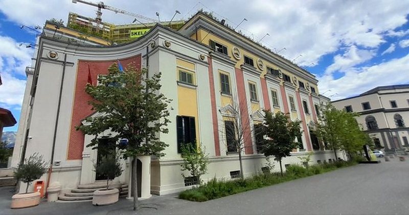 Bashkia e Tiranës dha leje për ndërtime me vlerë 1.8