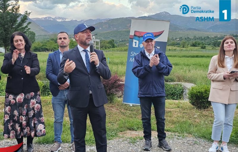 “Zoti ishte me ne sot”, Xhelal Mziu tregon mesazhin që erdhi