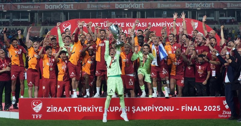 Gallatasaray siguron trofeun e parë, Osimhen i jep Kupën e