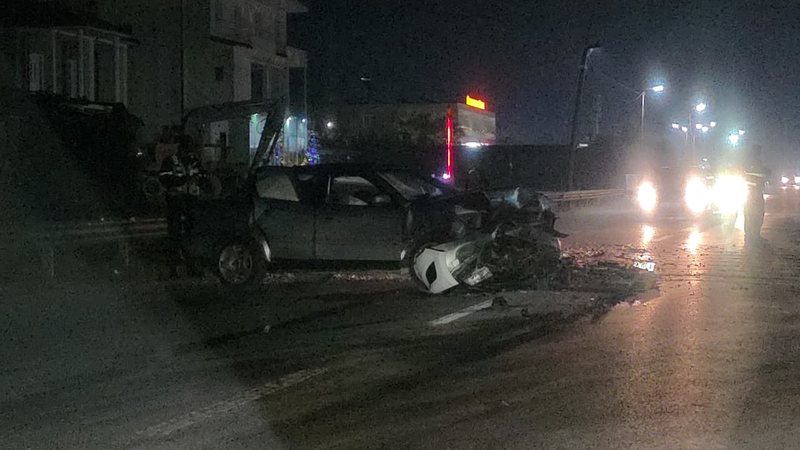 Aksident i r&euml;nd&euml; n&euml; Bradashesh, kat&euml;r persona mbeten t&euml;