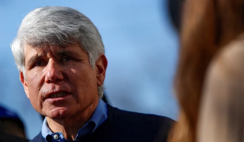 Accused of corruption, President Trump pardons former governor Blagojevich