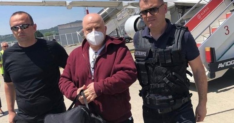 I akuzuar p&euml;r dy vrasje n&euml; 1997, d&euml;nohet me 23 vite burg Tomorr