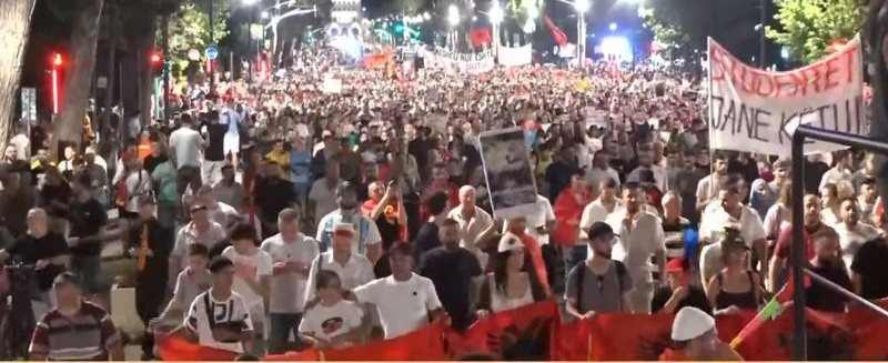 &ldquo;S&rsquo;ka kthim pas, Rama n&euml; burg, Berisha n&euml; burg&rdquo;/