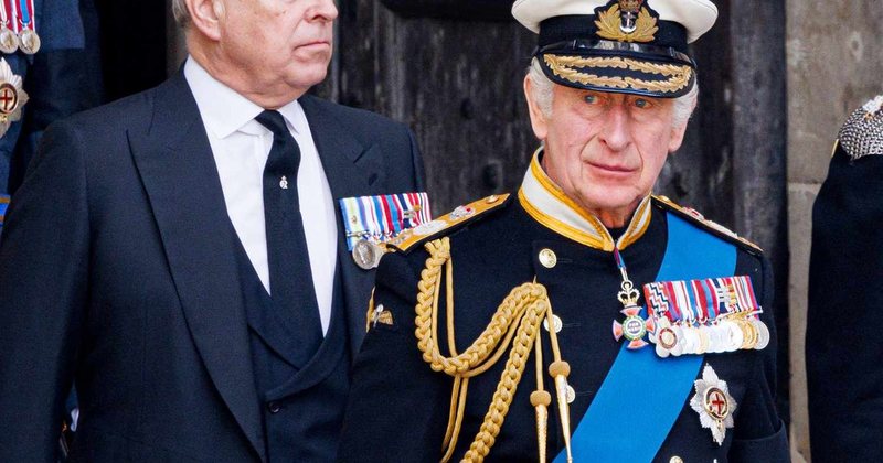 Arrestimi i Andrew, reagon Mbreti Charles: Drejt&euml;sia t&euml; b&euml;j&euml;